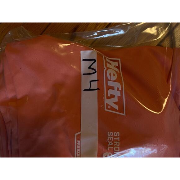 Alfred Dunner Peach Capri Pants w/ Double Button Detailing on Leg 12 Regular - Picture 5 of 5